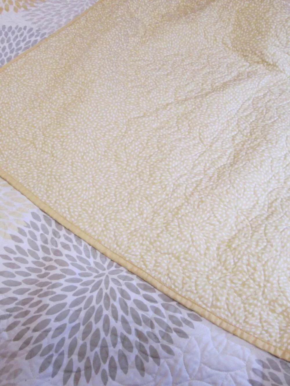 The big one bold medallion quilt yellow gray reversible to tiny polka dot yellow
